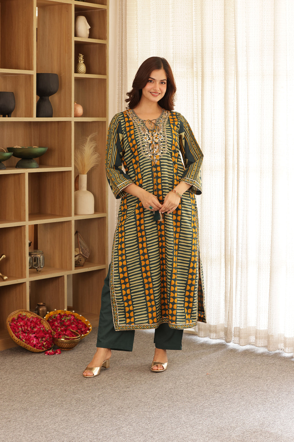 MAHARANI HAND EMBROIDERED KURTI PANT SET