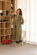 MAHARANI HAND EMBROIDERED KURTI PANT SET