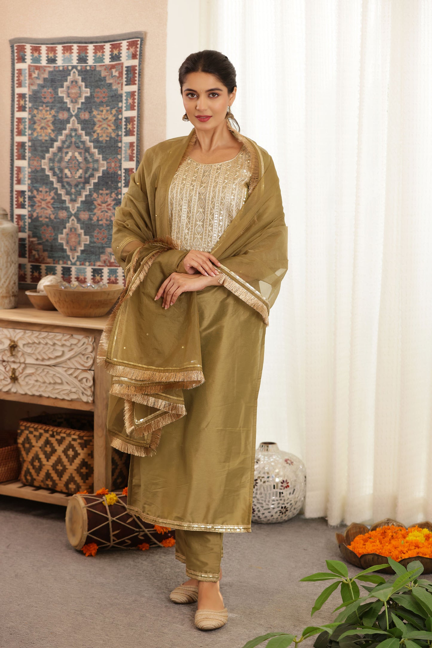 EMERALD SILK STRAIGHT SUIT SET