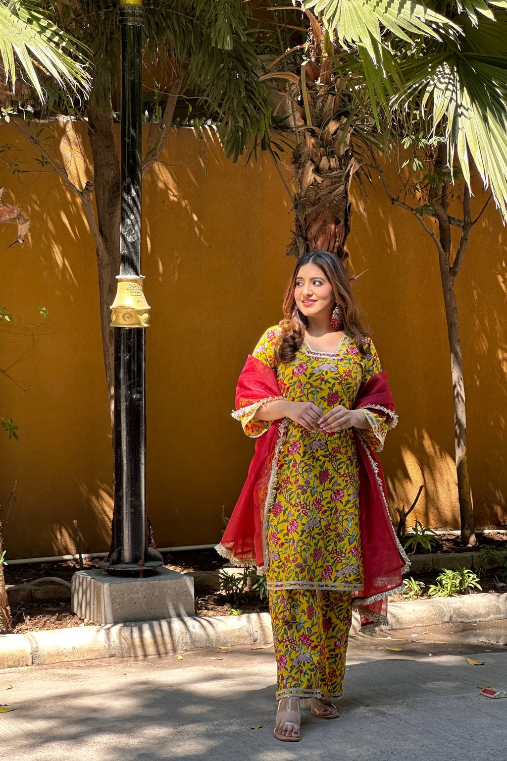 ADAKARI COTTON STRAIGHT SUIT SET