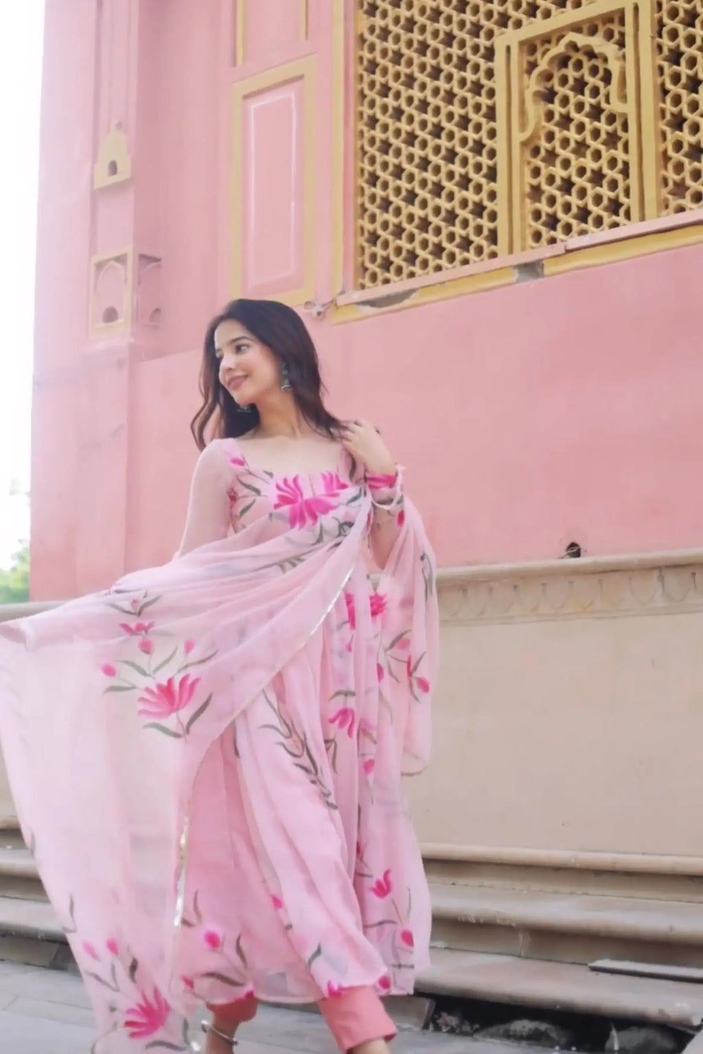 PEACHY BLUSH HANDPAINTED SUIT SET