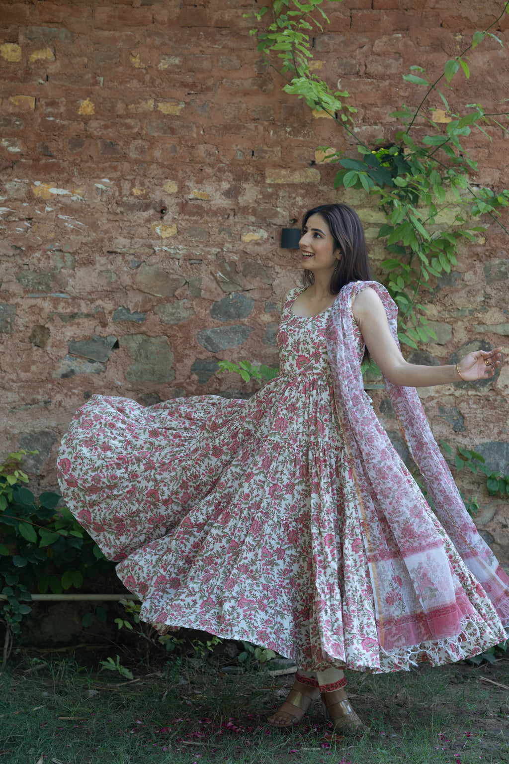 CHERRY BLOSSOM PURE HANDBLOCK COTTON SUIT SET