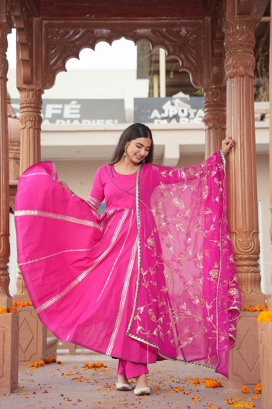 PINK ROBIN GOTA WORK SUIT SET