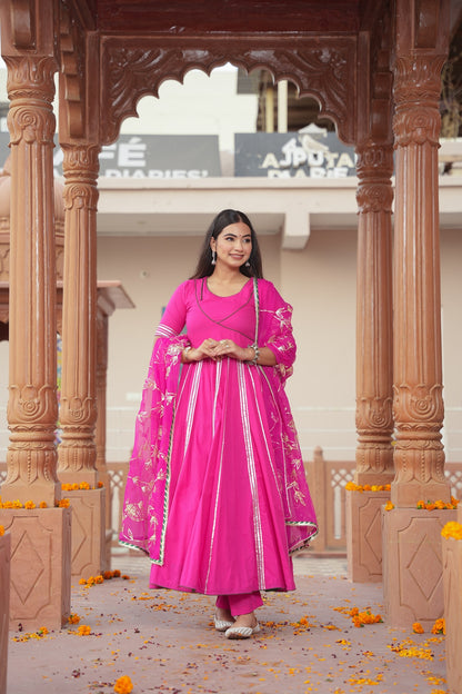 PINK ROBIN GOTA WORK SUIT SET