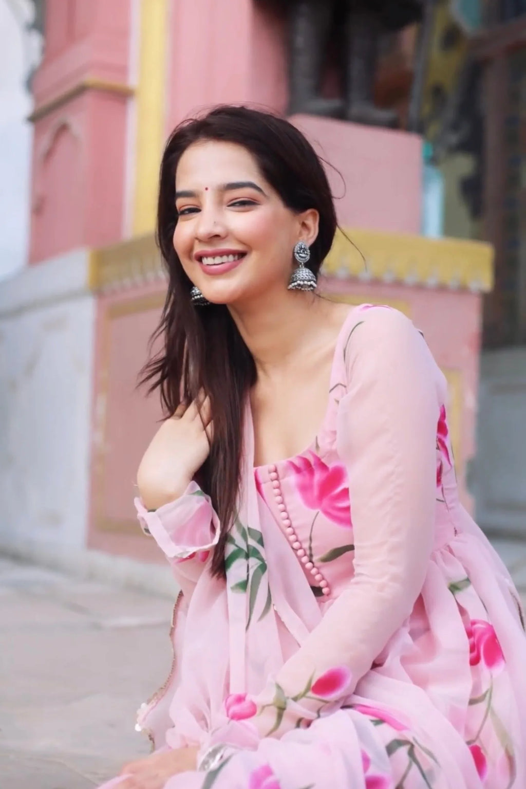 PEACHY BLUSH HANDPAINTED SUIT SET